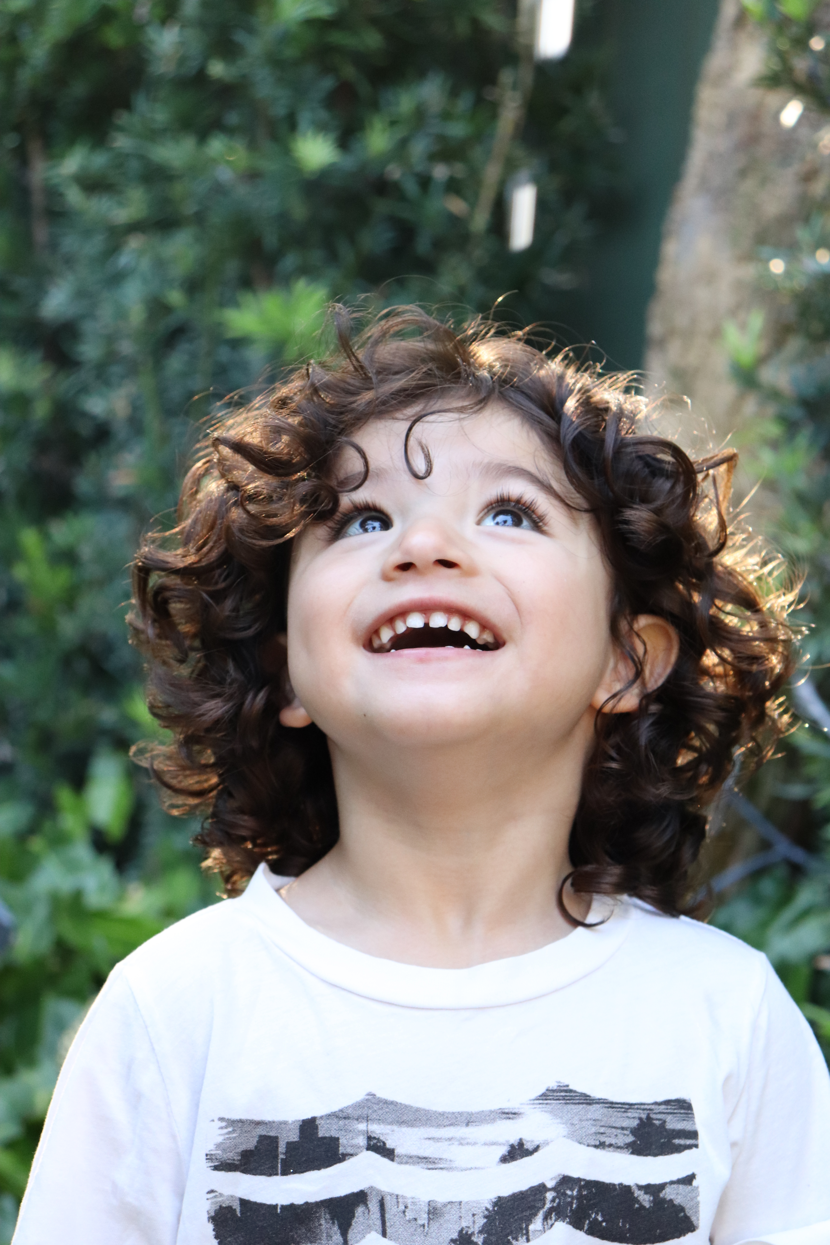 max happy looking up